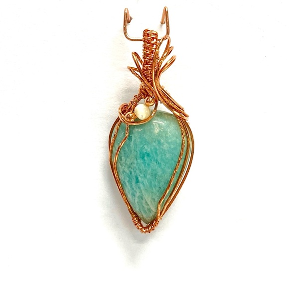 HANDMADE Amazonite & Mother of Pearl Hand Wrapped Pure Copper Statement Pendant - Picture 9 of 10